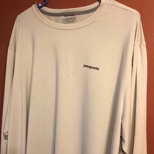 Patagonia long sleeve sun shirt (tan)